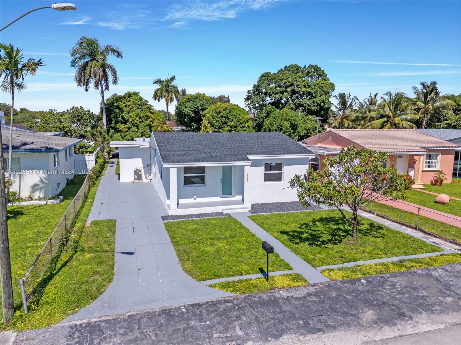 See details / 2294 sq. ft. $ 2025-10-08 0 Photo
