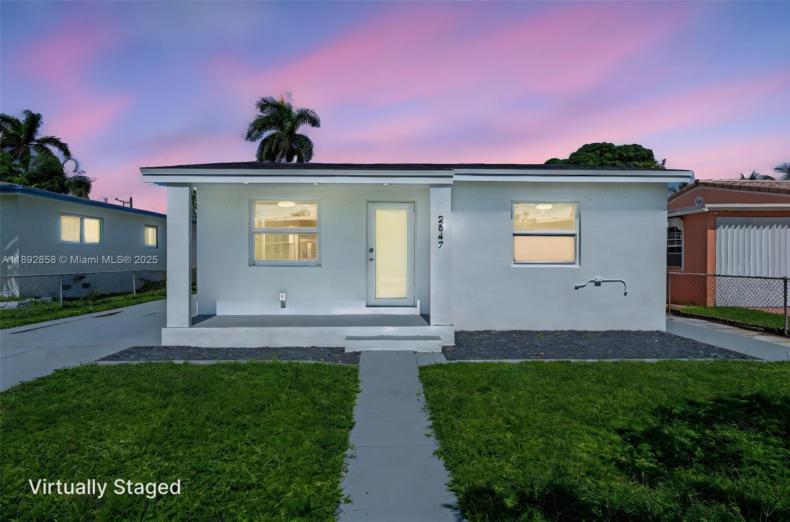 See details / 2294 sq. ft. $ 2025-10-08 0 Photo