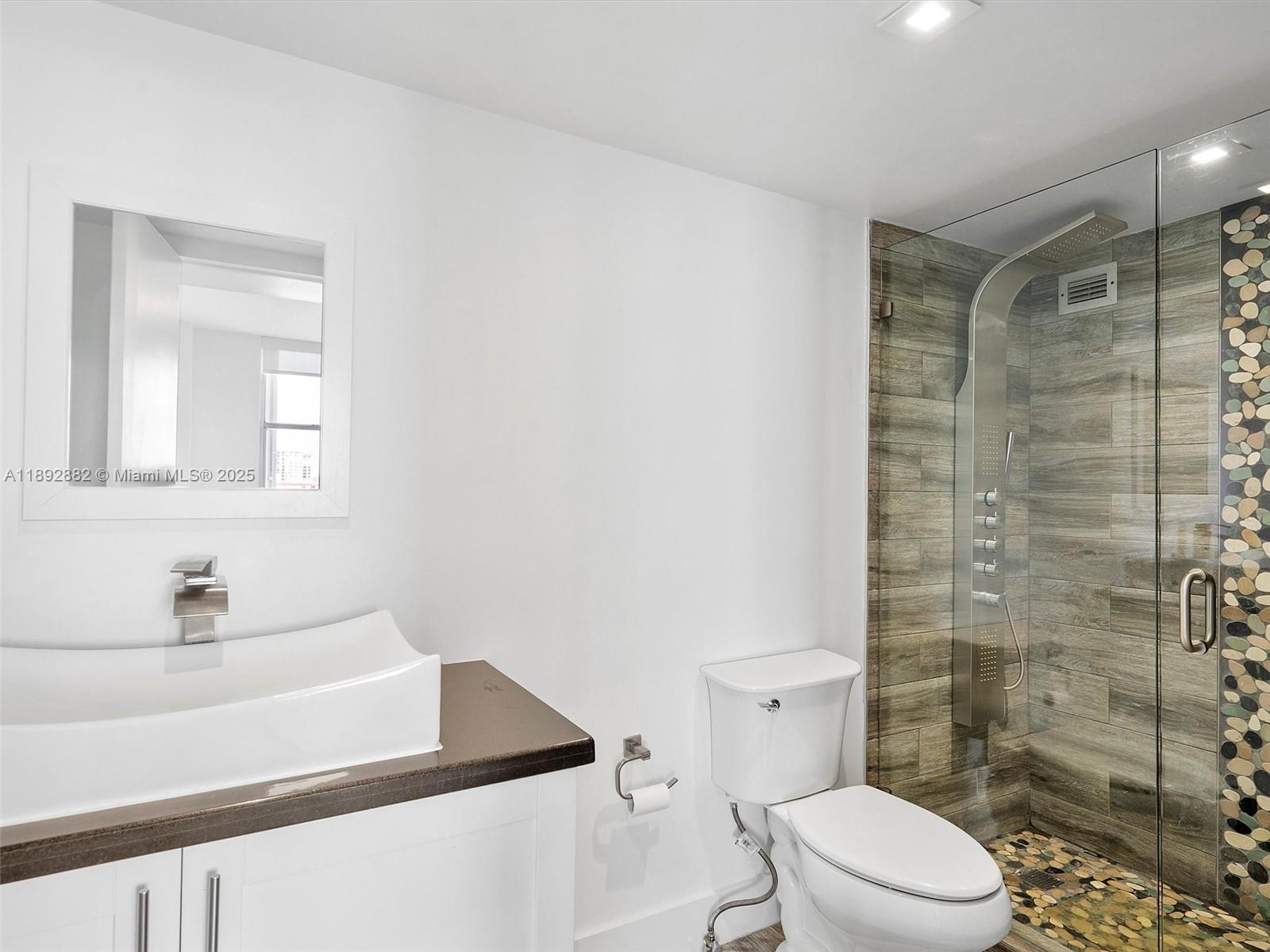 Photo of 2101 Ocean Dr  #1904, Hollywood, Florida, 33019 -