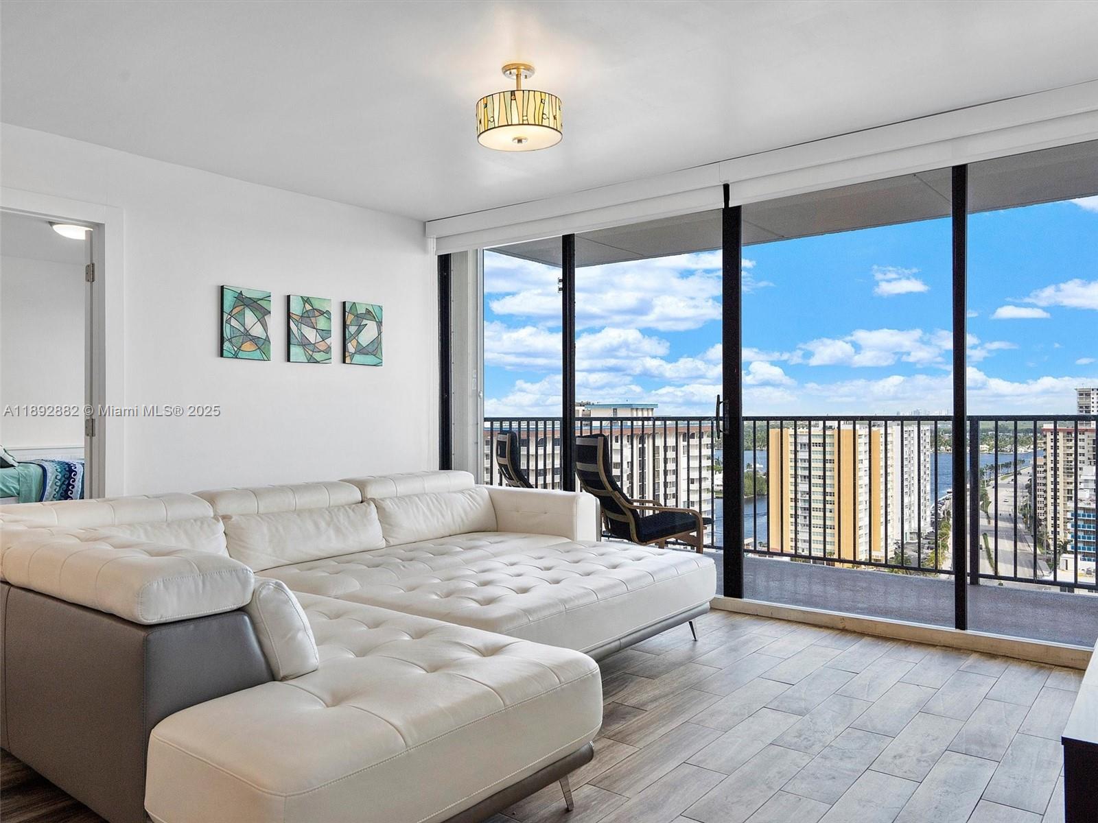 Photo of 2101 Ocean Dr  #1904, Hollywood, Florida, 33019 -