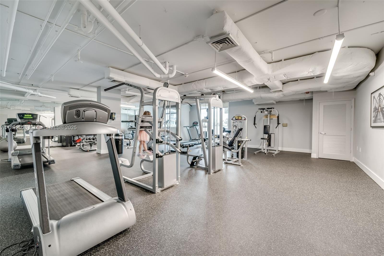 Photo of 140 Dixie Hwy  #1011, Hollywood, Florida, 33020 - 