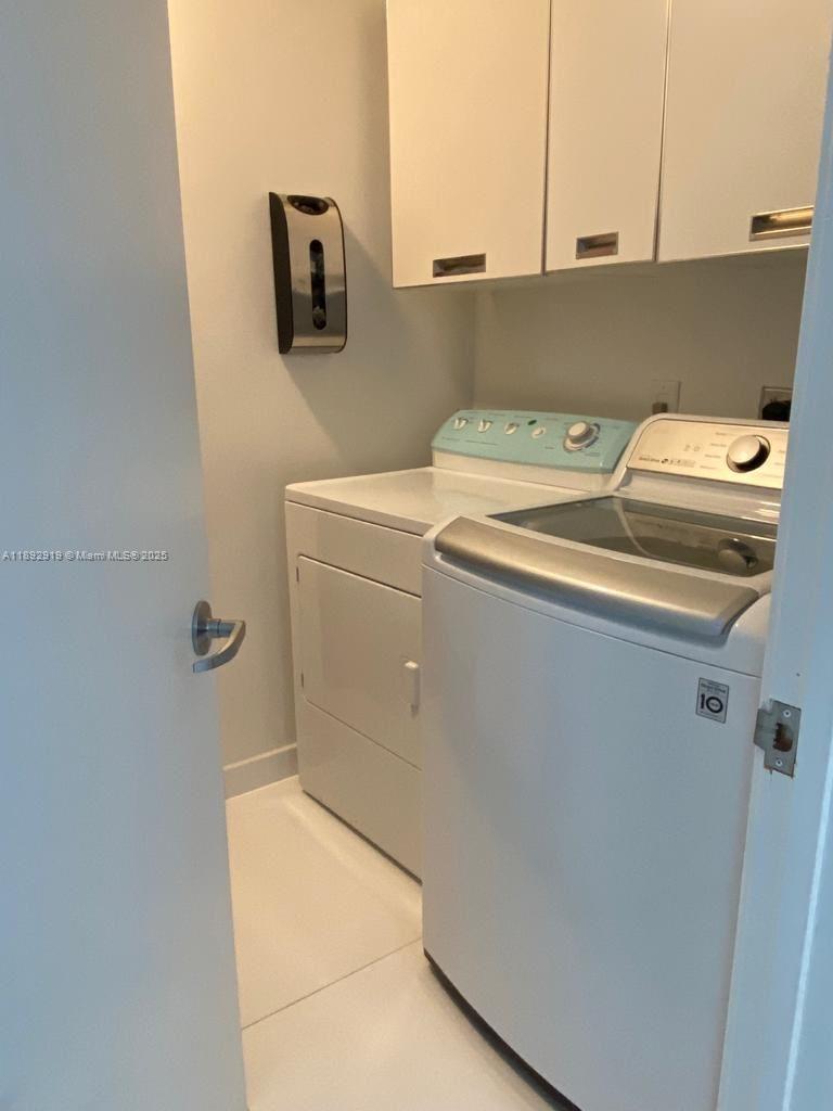 See details 3306 2 / 3 1614 sq. ft. $ 2025-10-08 0 Photo