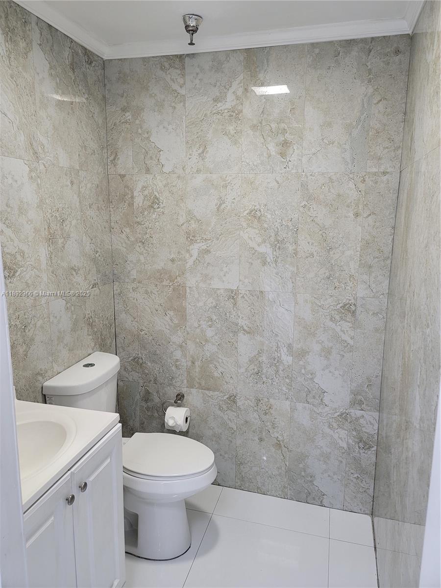 Ver detalles 3006 / sq. ft. $ 2025-10-08 0 foto