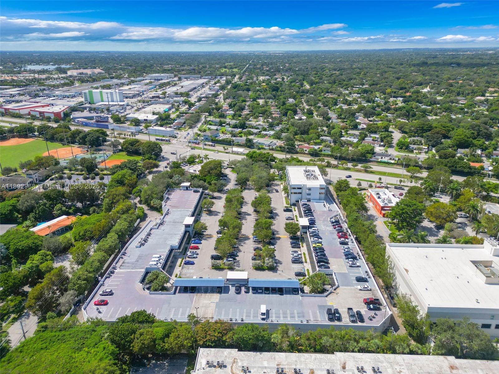 Подробнее / кв.футов $ 2025-10-08 0 Фото