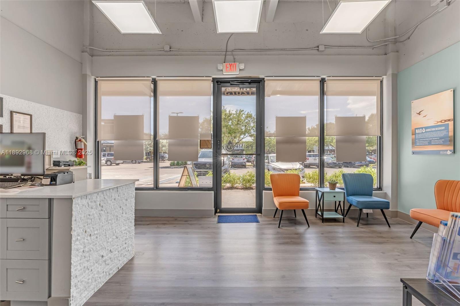 Подробнее / кв.футов $ 2025-10-08 0 Фото