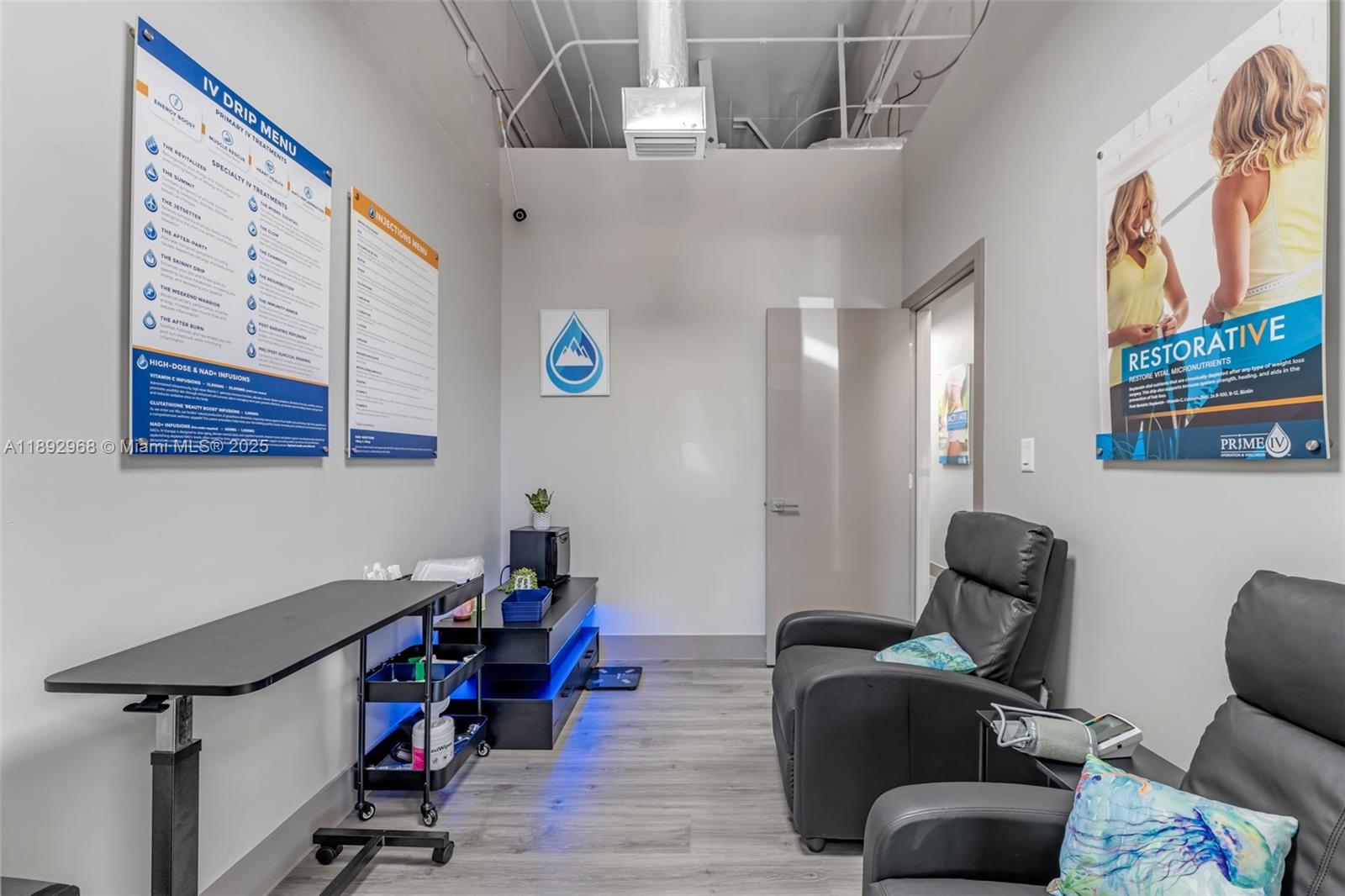 Подробнее / кв.футов $ 2025-10-08 0 Фото