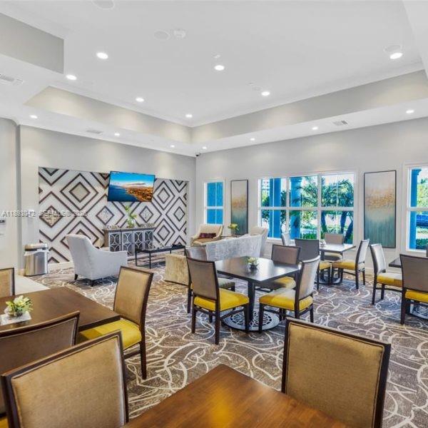 Ver detalles 1422 3 / 3 sq. ft. $ 2026-02-07 0 foto