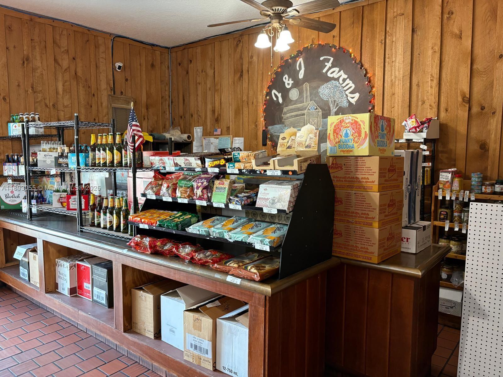 Подробнее / кв.футов $ 2025-10-29 0 Фото