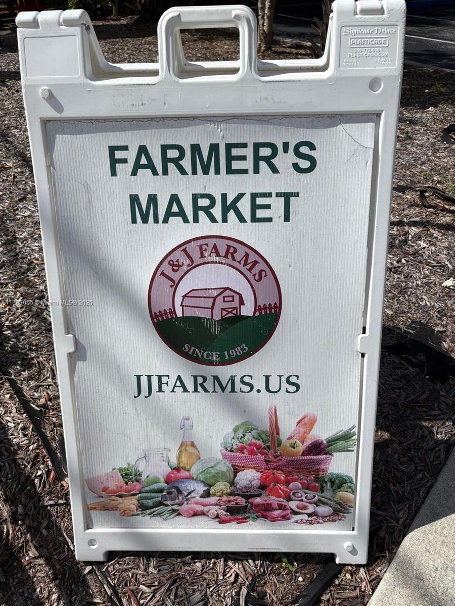 Подробнее / кв.футов $ 2025-10-29 0 Фото