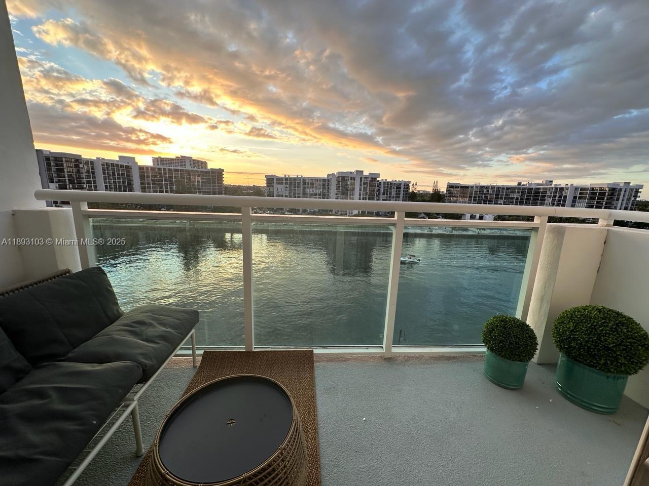 Photo of 3000 Ocean Dr  #612, Hollywood, Florida, 33019 - 