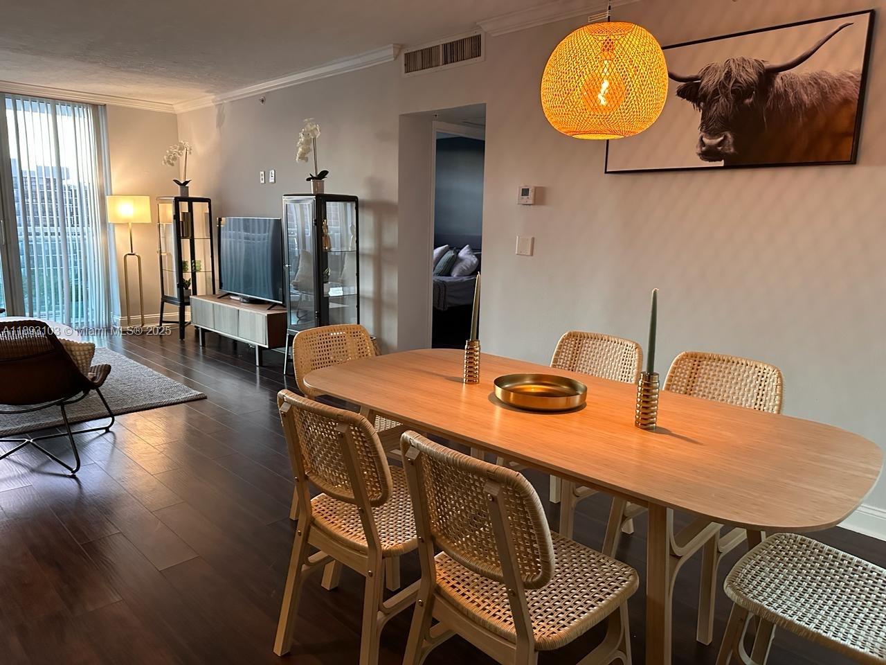Photo of 3000 Ocean Dr #612, Hollywood, Florida, 33019 -