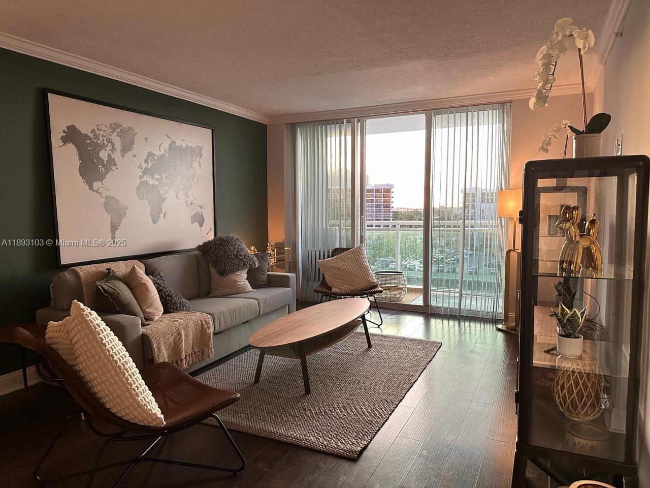 Photo of 3000 Ocean Dr #612, Hollywood, Florida, 33019 -