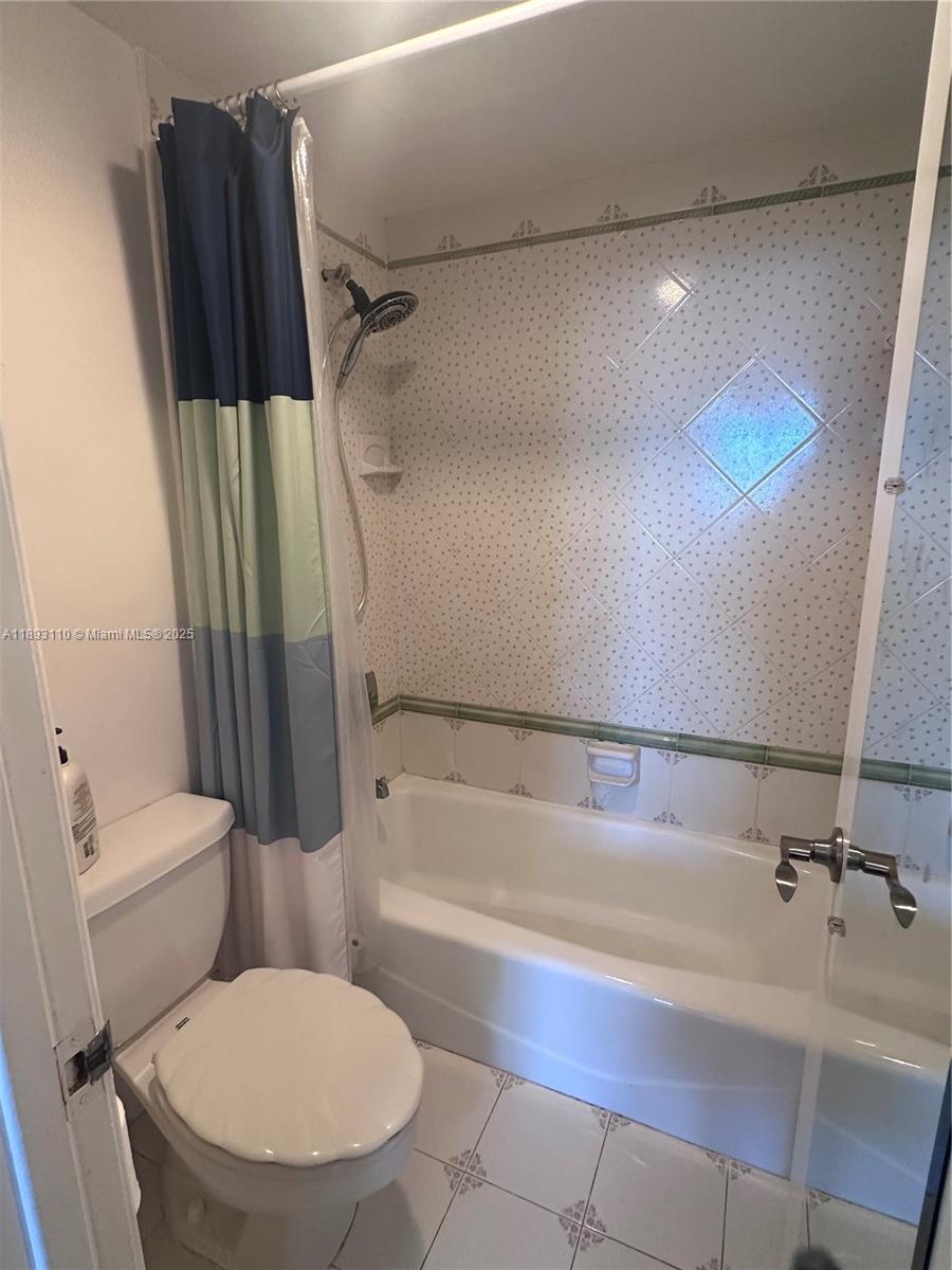 1206 3 / 3 1570 sq. ft. $ 2025-10-09 0 Photo