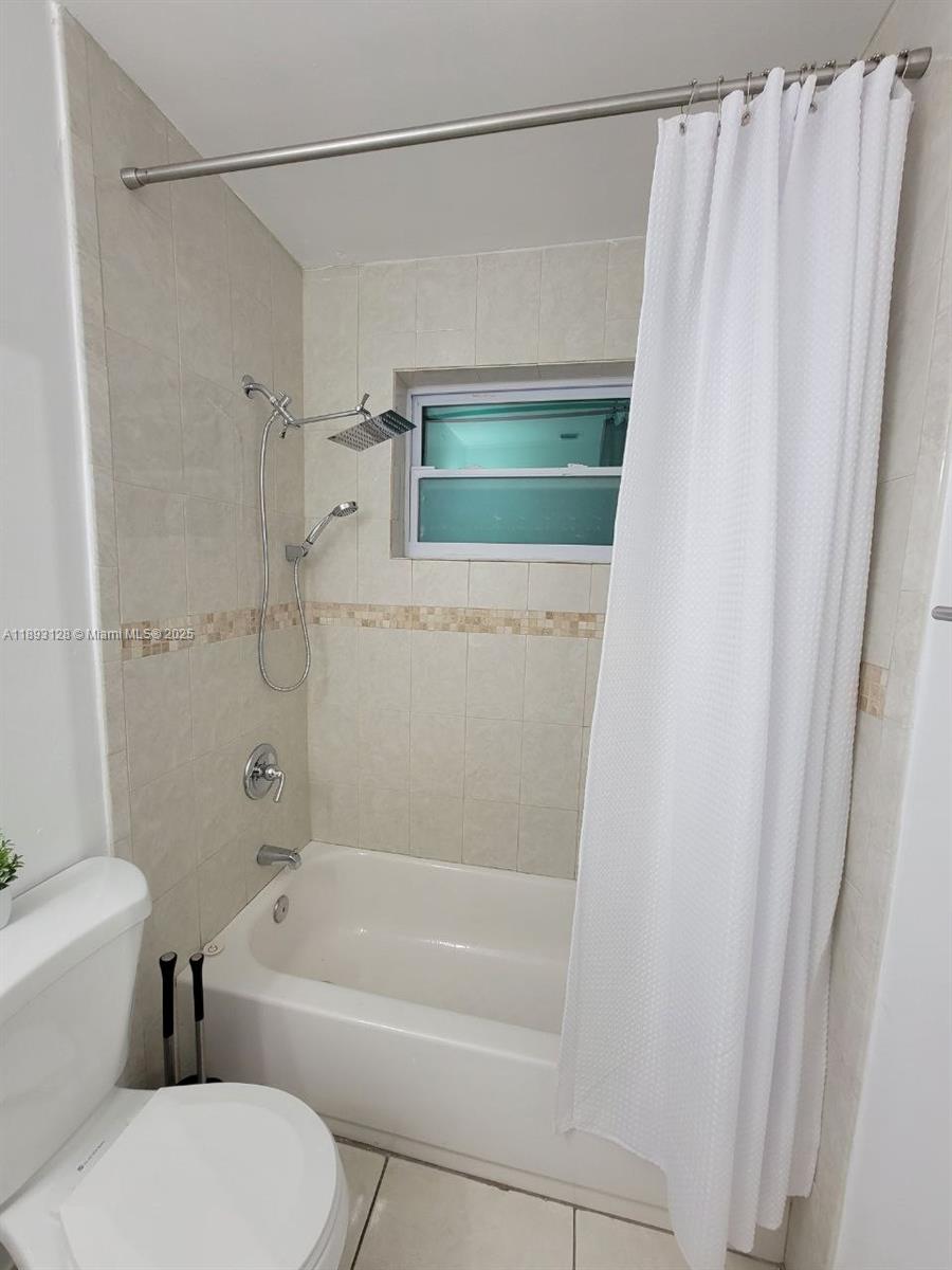 See details / 2220 sq. ft. $ 2025-10-09 0 Photo