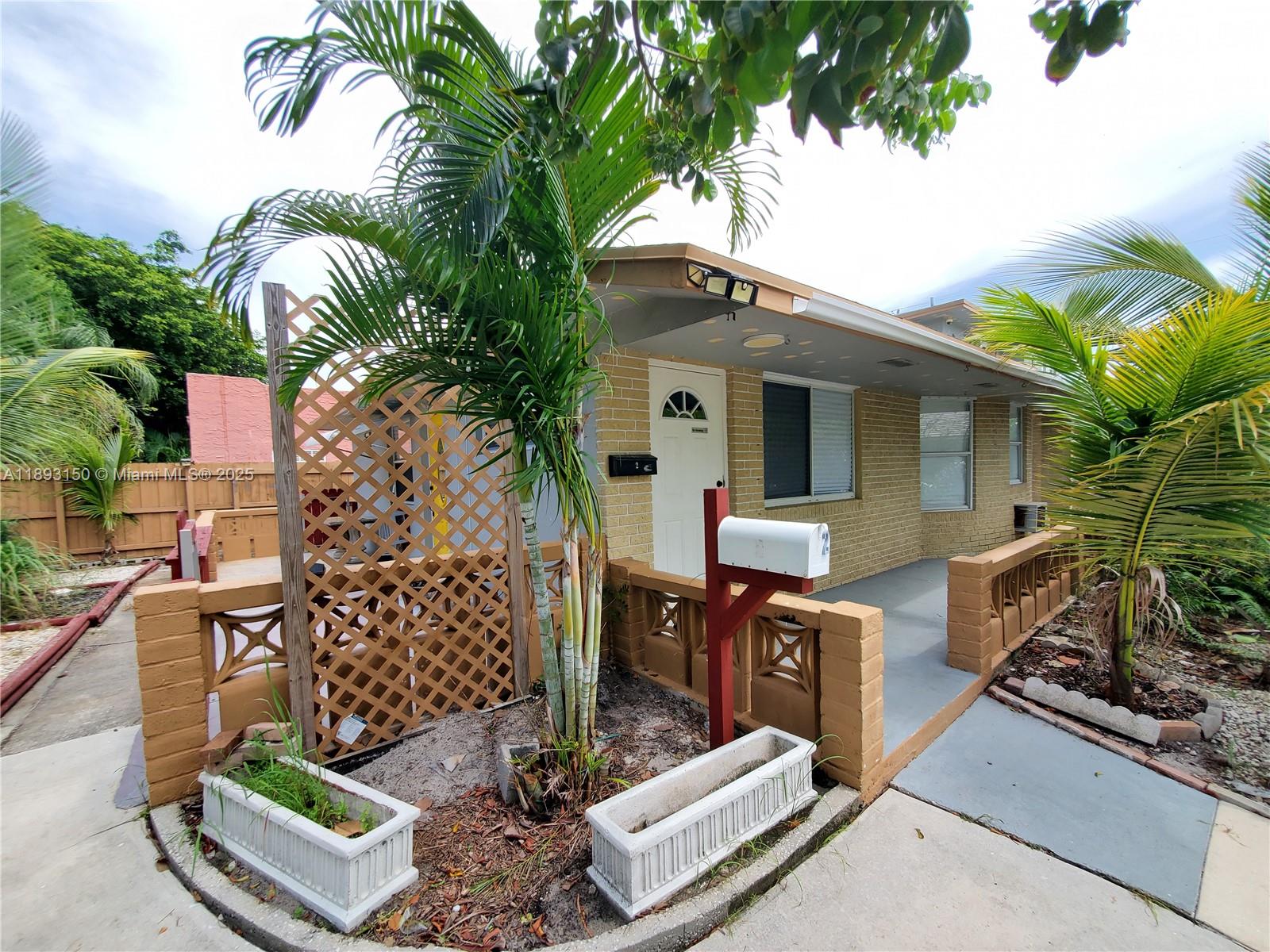 See details / 2120 sq. ft. $ 2025-10-09 0 Photo