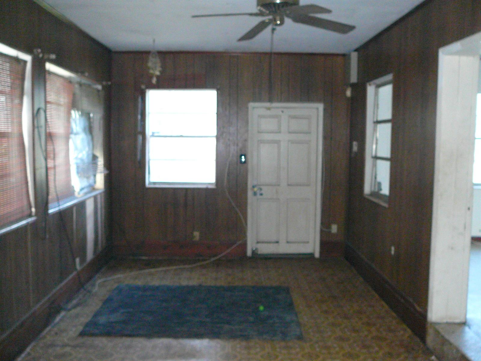 Ver detalles / 1 sq. ft. $ 2026-04-21 0 foto