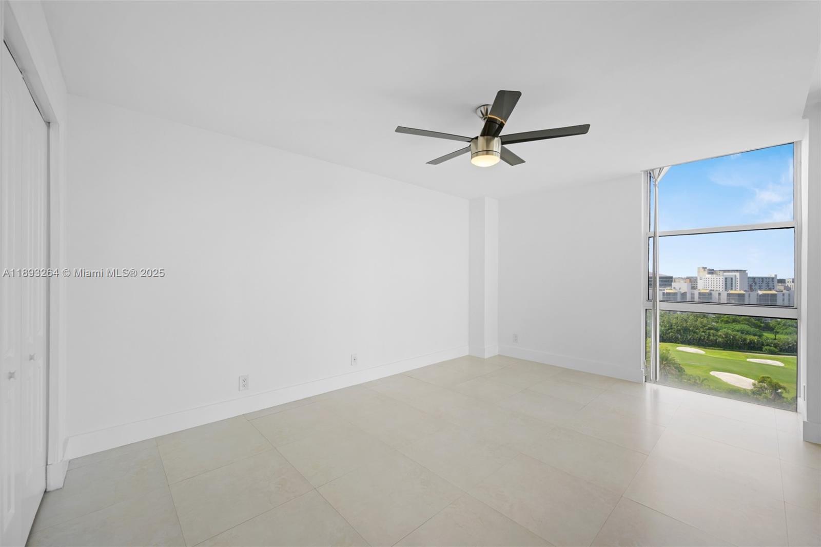 Photo of 20301 Country Club Dr  #1122, Aventura, Florida, 33180 - 