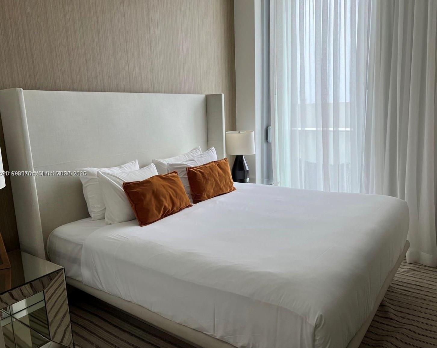 See details 405 1 / 1 701 sq. ft. $ 2025-10-14 0 Photo