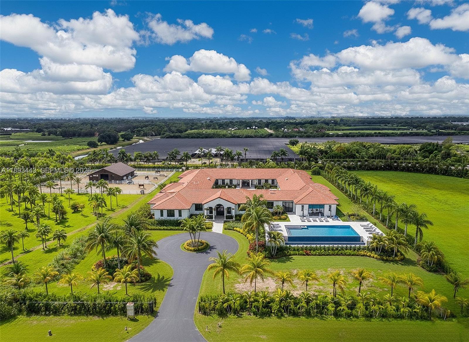   /   sq. ft. $ 2025-10-17 0 foto