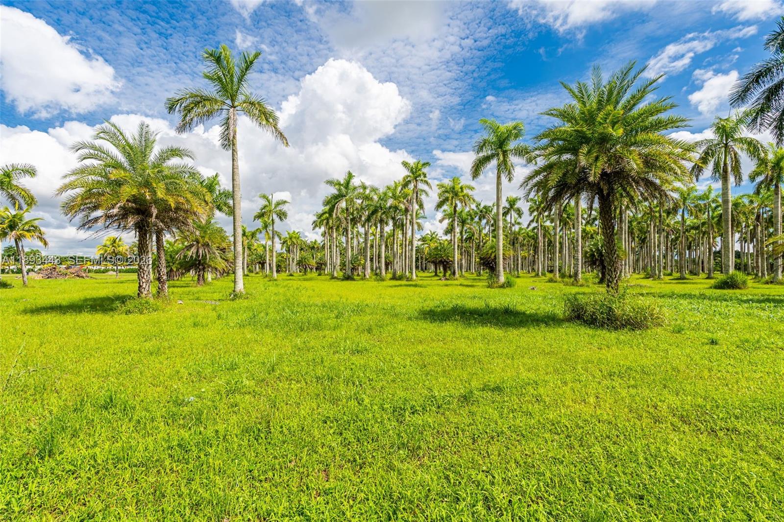   /   sq. ft. $ 2025-10-17 0 foto