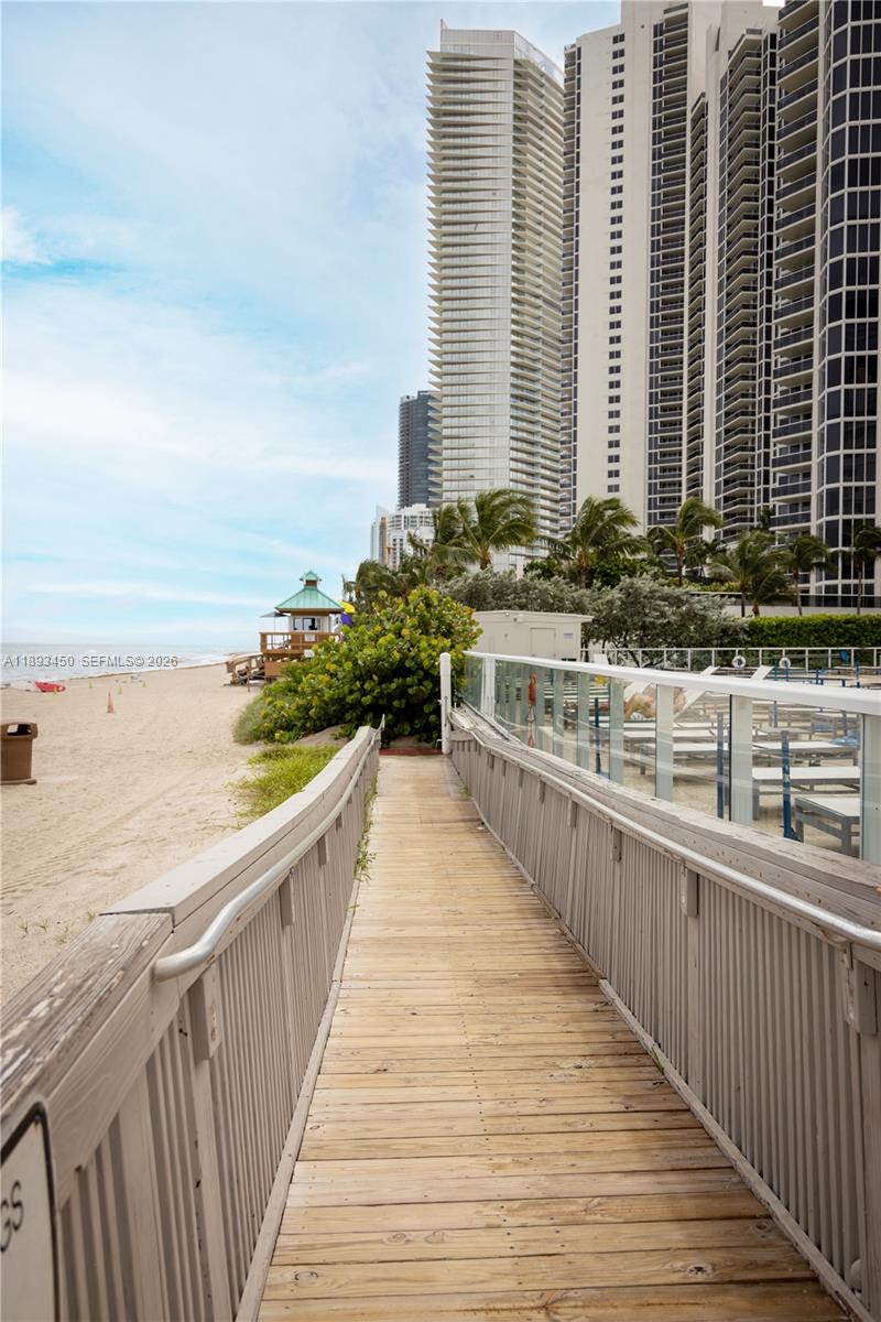 Photo of 19201 Collins Ave  #720, Sunny Isles Beach, Florida, 33160 - 
