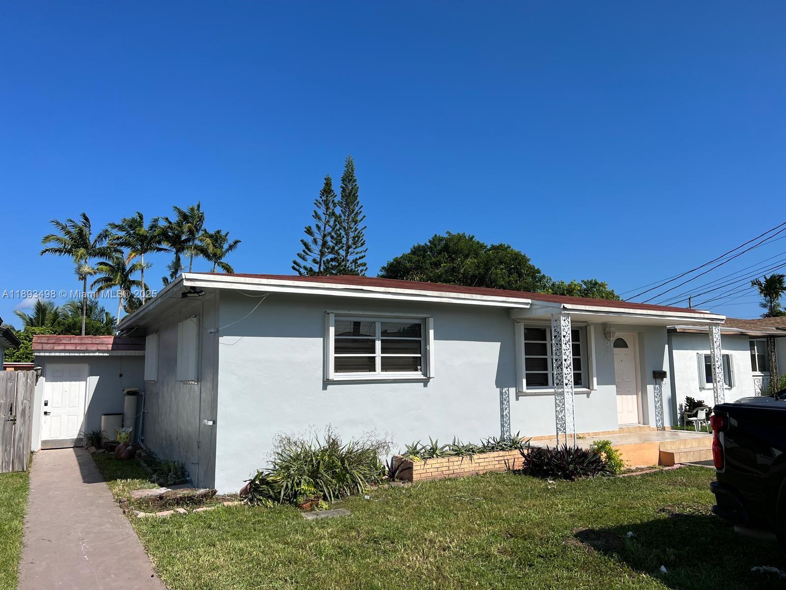   /  2340 sq. ft. $ 2025-10-09 0 foto