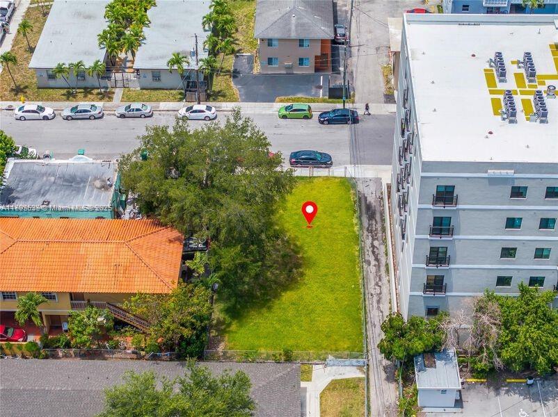 See details   /   sq. ft. $ 2025-10-09 0 Photo