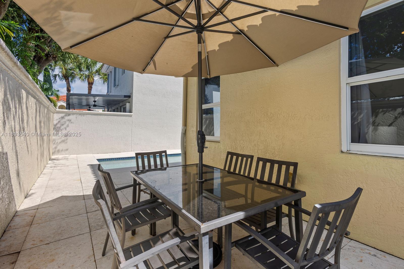 Photo of 1408 Mariner Way  (1408), Hollywood, Florida, 33019 - 