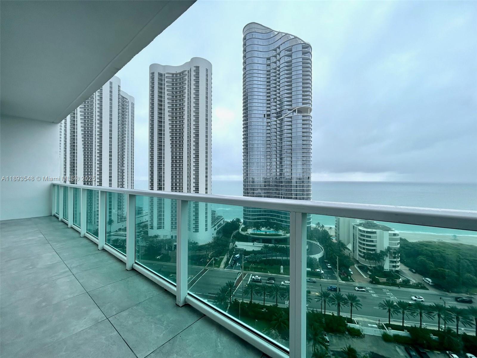 Ver detalles PH08 2 / 2 1357 sq. ft. $ 2025-10-09 0 foto