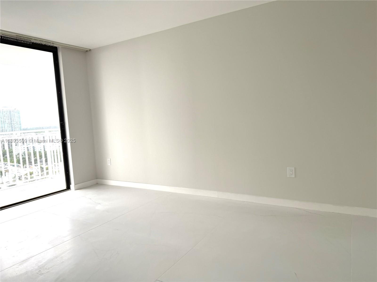 1804 2 / 2 1232 кв.футов $ 2025-10-09 0 Фото