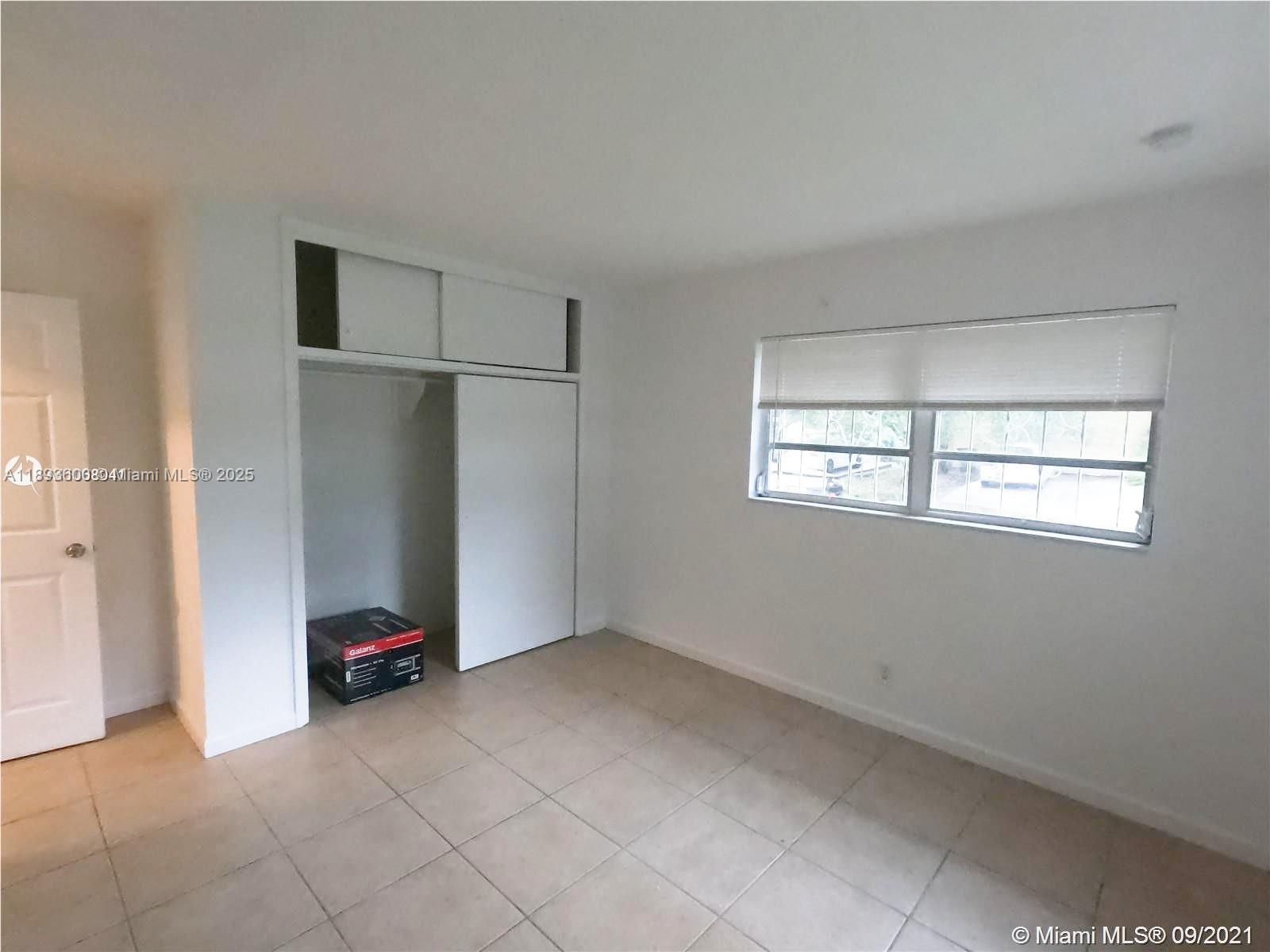   /  1640 sq. ft. $ 2025-10-09 0 foto