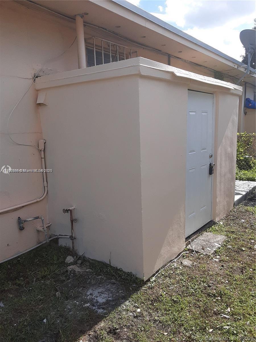   /  1640 sq. ft. $ 2025-10-09 0 foto