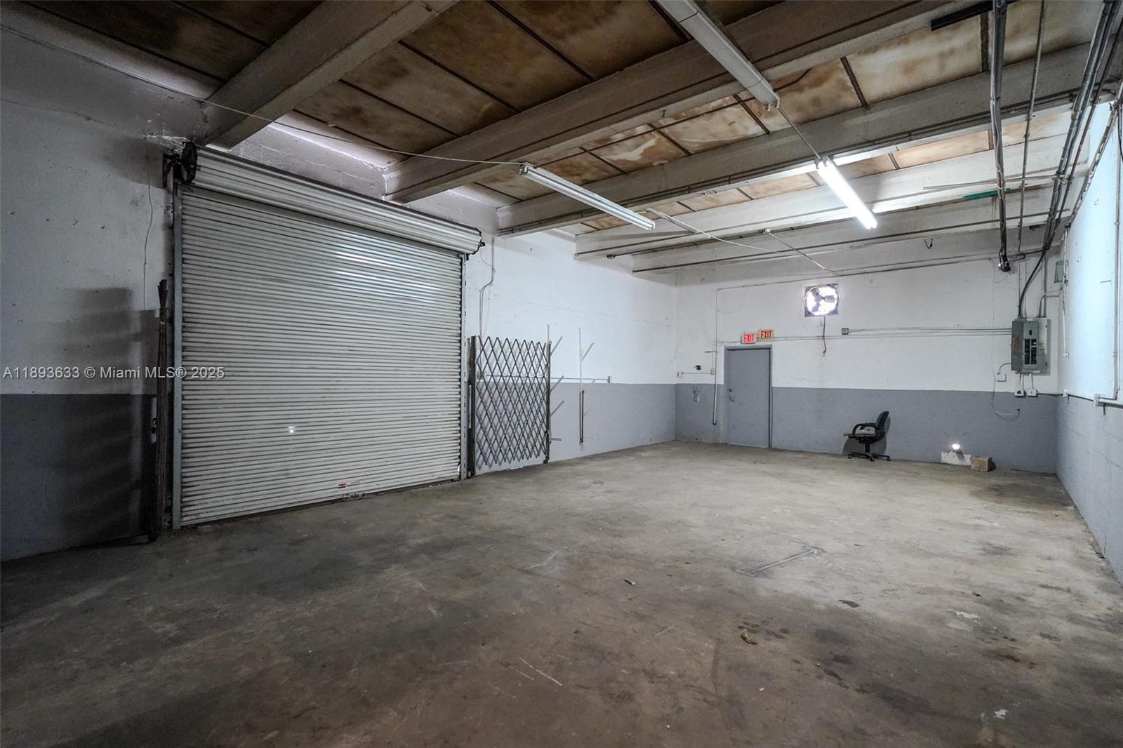See details / sq. ft. $ 2025-10-09 0 Photo