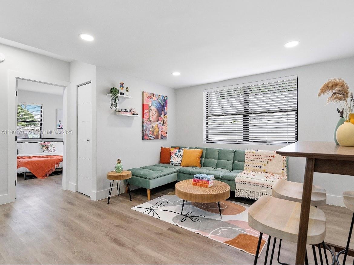 Ver detalles / 2816 sq. ft. $ 2025-10-09 0 foto