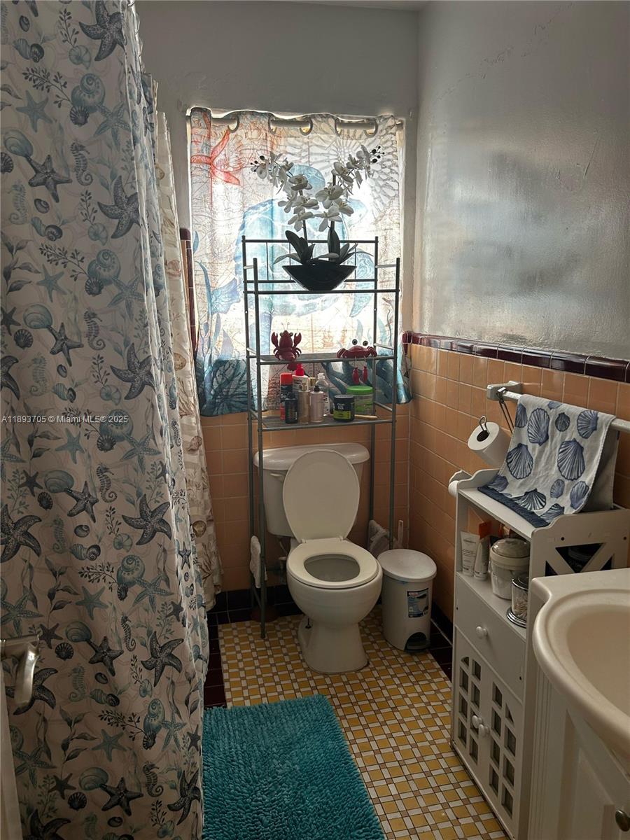   /  1805 sq. ft. $ 2025-10-09 0 Photo