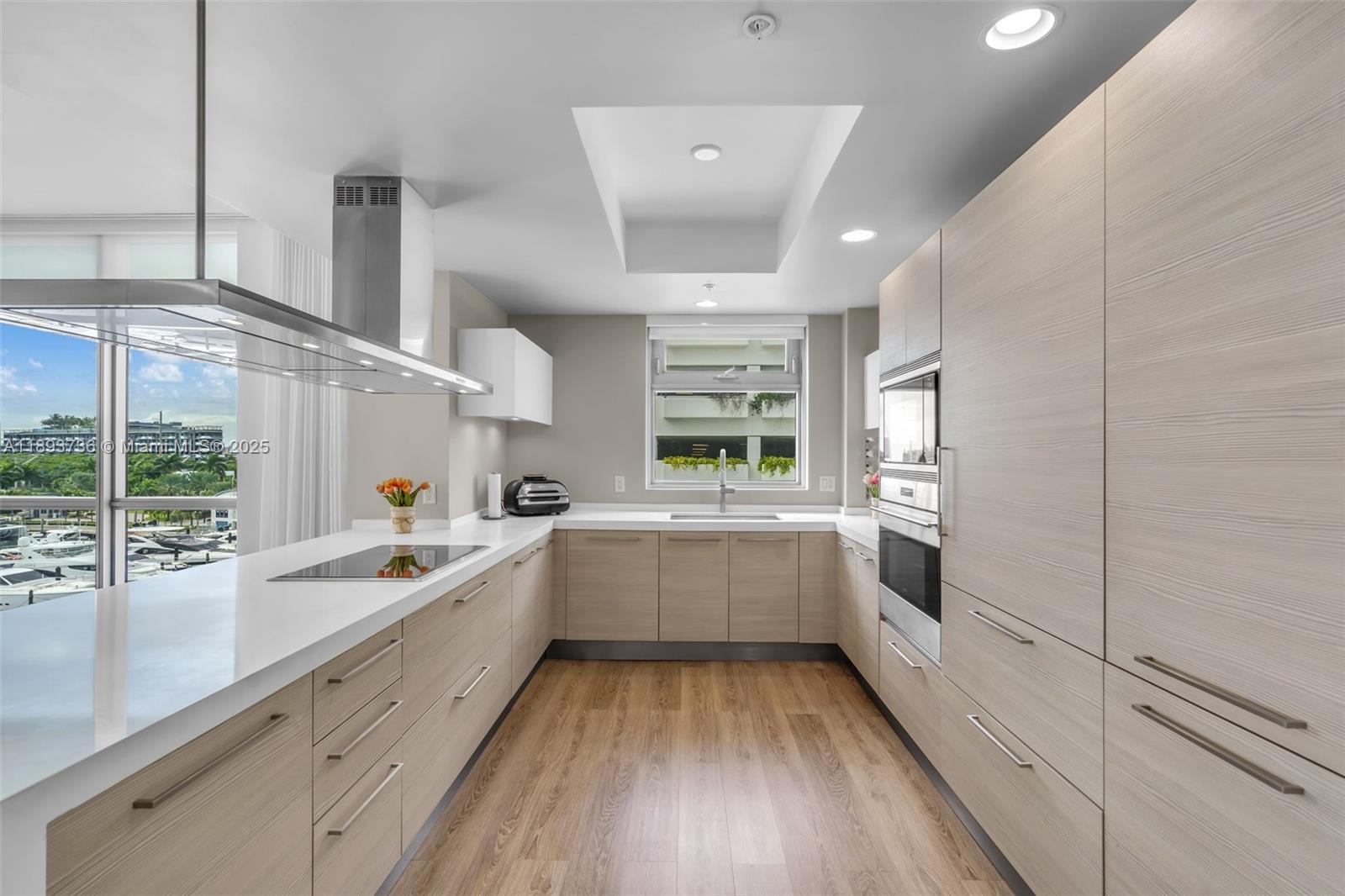 Photo of 17301 Biscayne Blvd #501, North Miami Beach, Florida, 33160 -