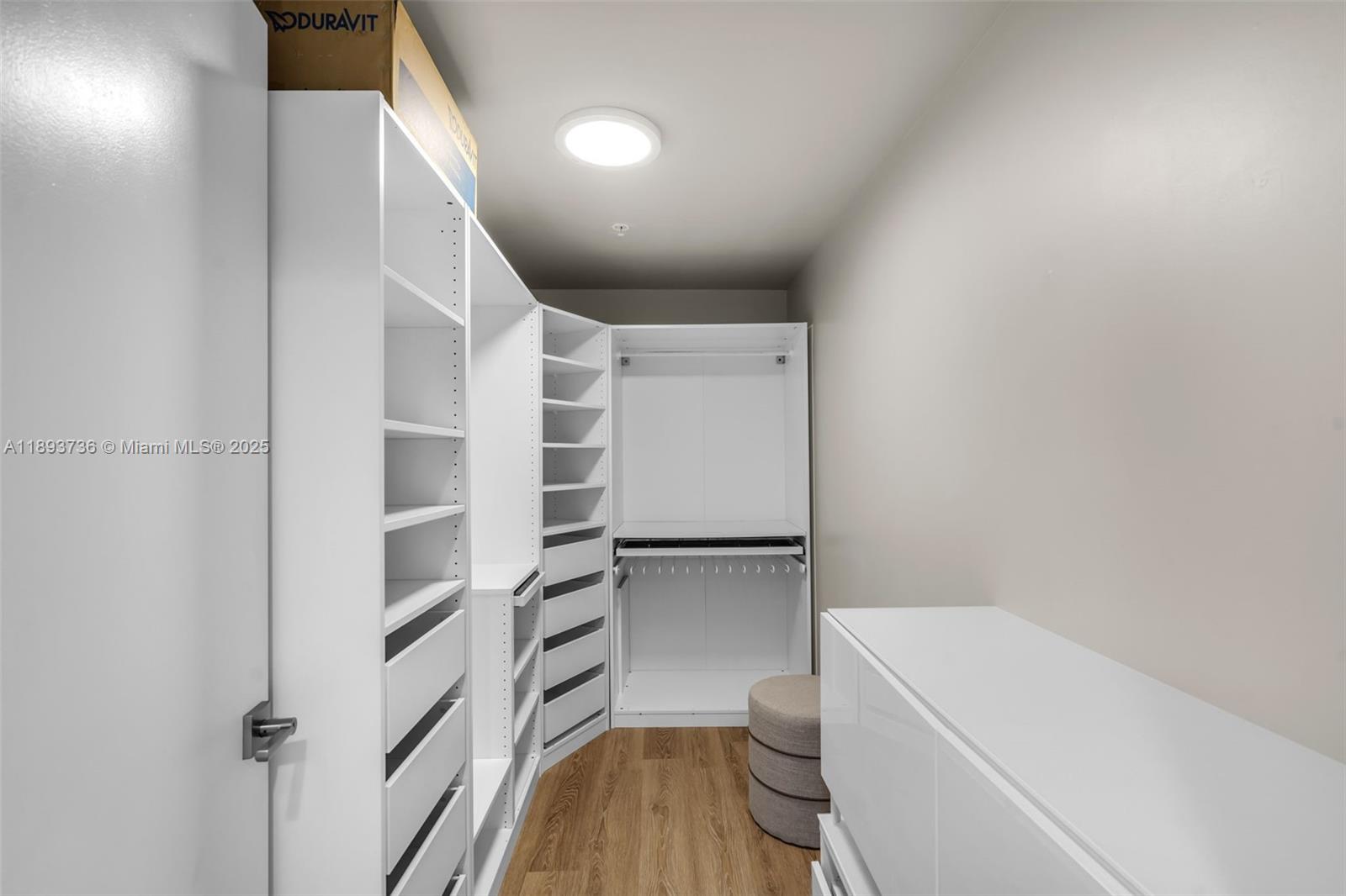 Photo of 17301 Biscayne Blvd #501, North Miami Beach, Florida, 33160 -