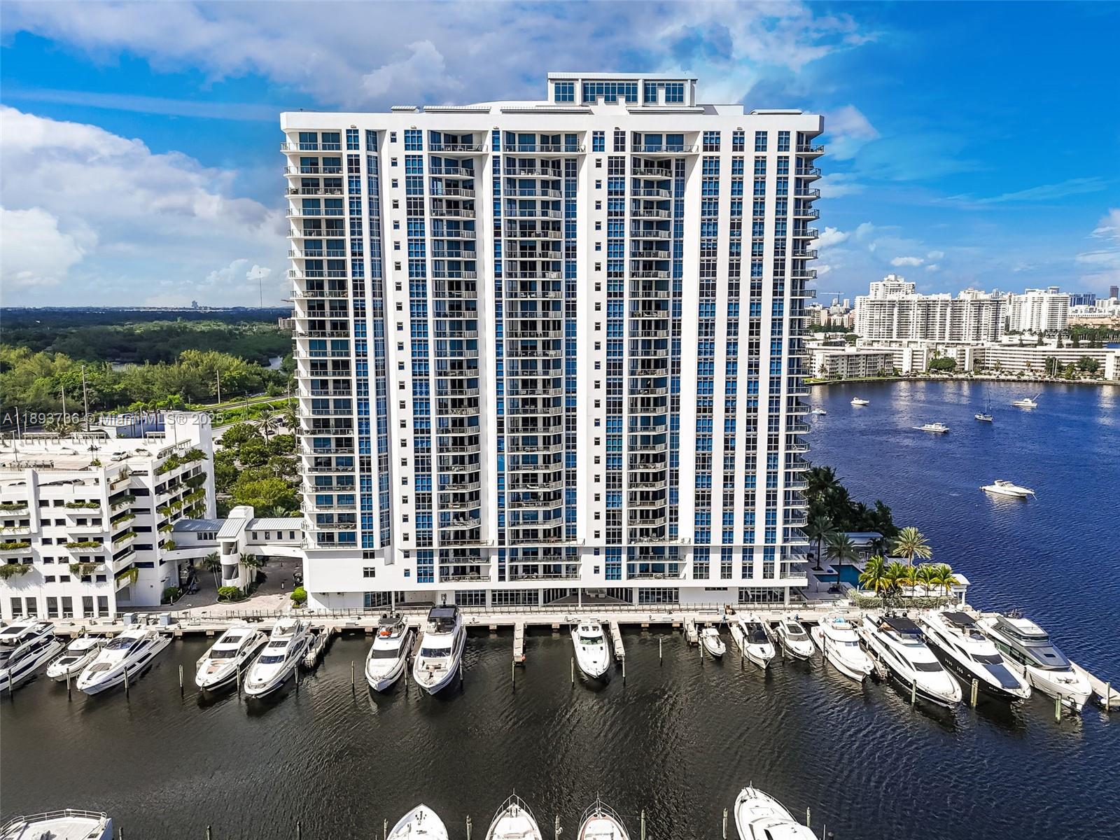 Photo of 17301 Biscayne Blvd #501, North Miami Beach, Florida, 33160 -