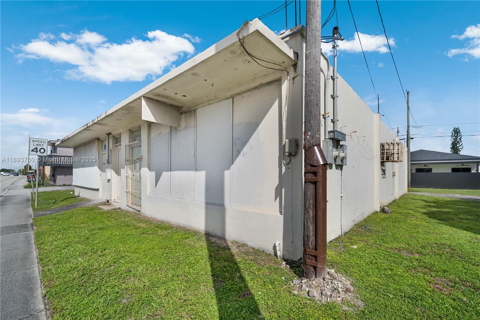   /   sq. ft. $ 2025-10-09 0 Photo
