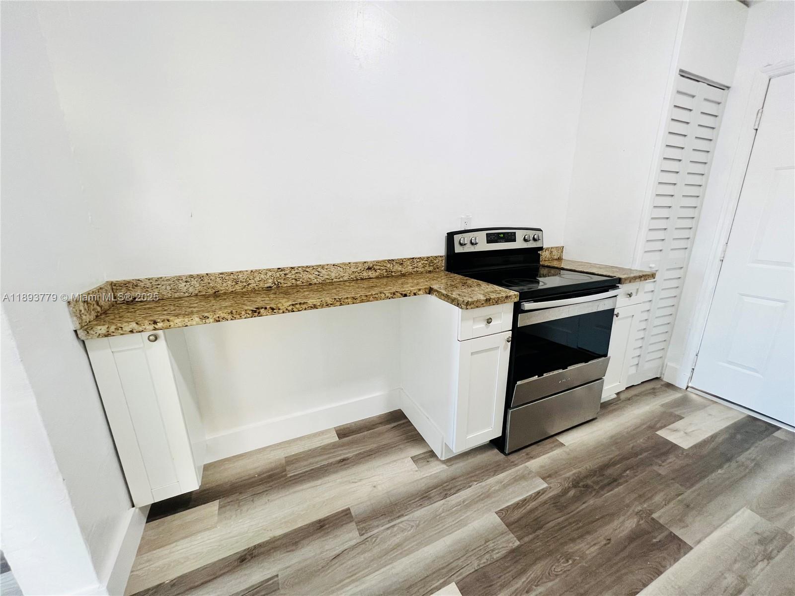   /  1274 sq. ft. $ 2025-10-09 0 foto