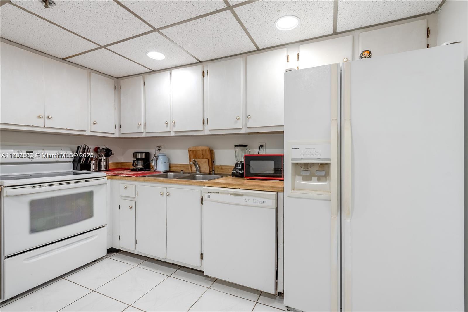 807 2 / 2 1232 sq. ft. $ 2025-10-10 0 Photo