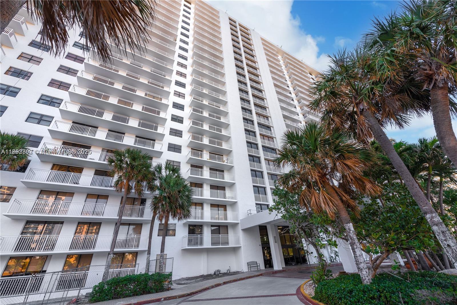 807 2 / 2 1232 sq. ft. $ 2025-10-10 0 Photo
