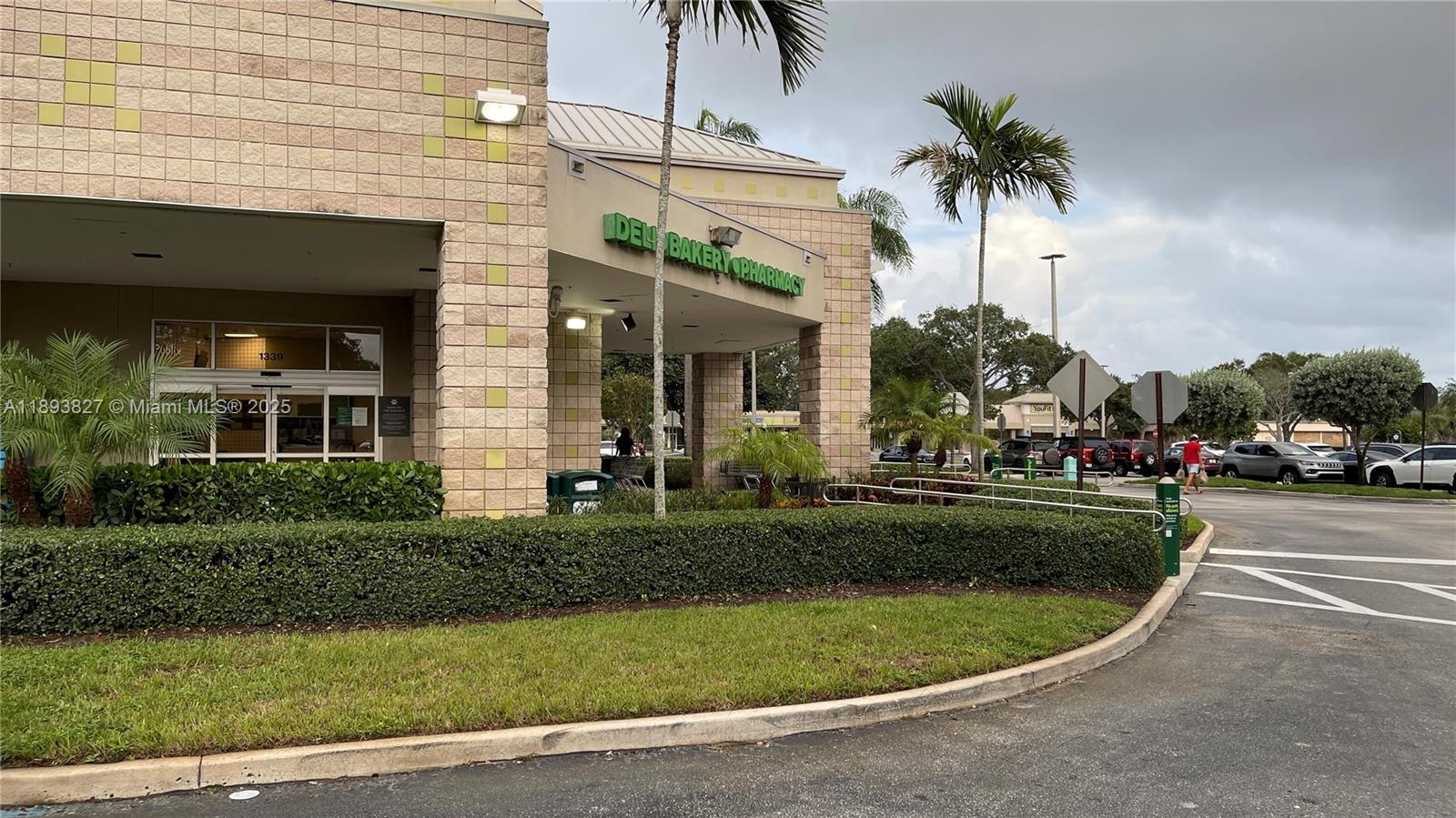   /   sq. ft. $ 2026-03-11 0 foto