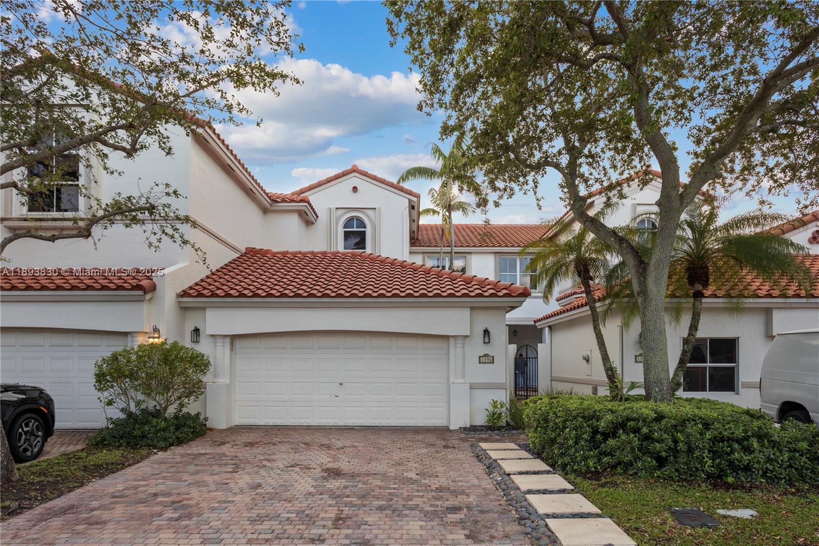 Photo of 1396 Harbor Vw W (1396), Hollywood, Florida, 33019 -
