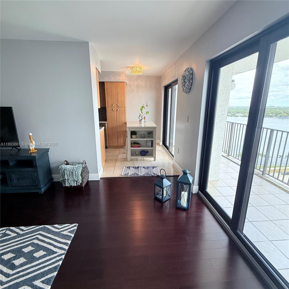 Photo of 1201 Ocean Dr #1609S, Hollywood, Florida, 33019 -
