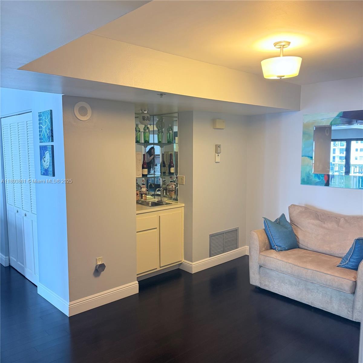 Photo of 1201 Ocean Dr  #1609S, Hollywood, Florida, 33019 - 