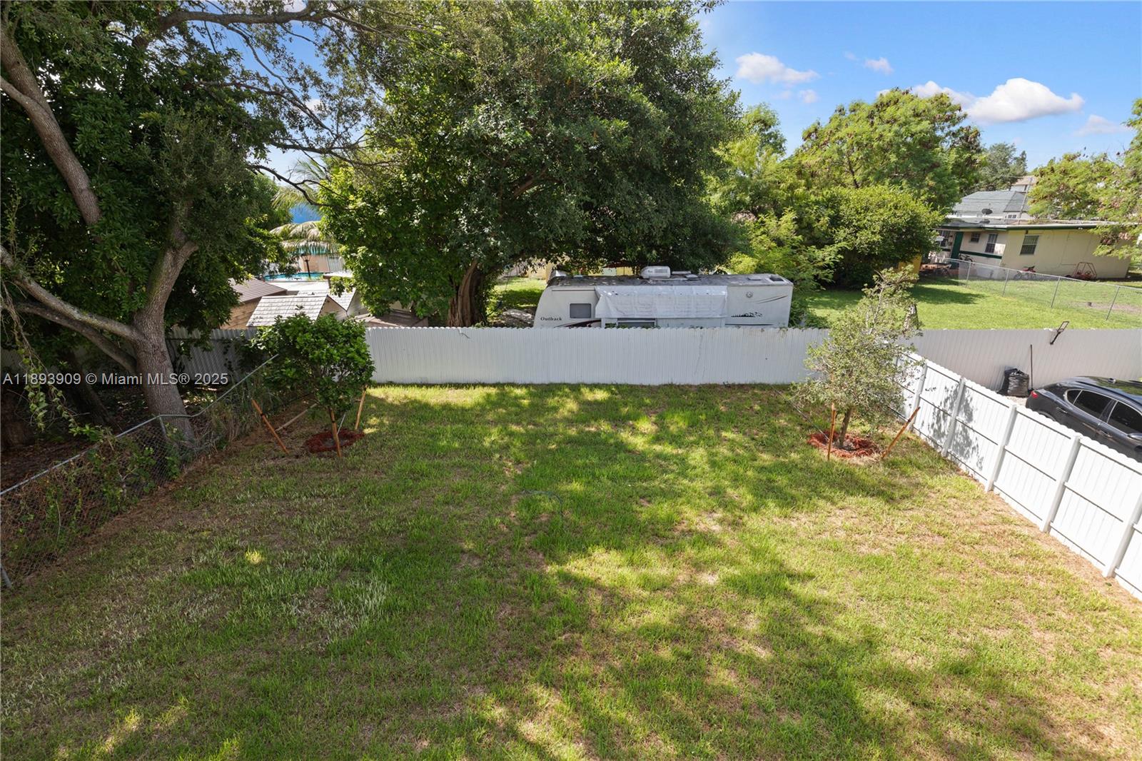 See details / 3796 sq. ft. $ 2025-10-10 0 Photo