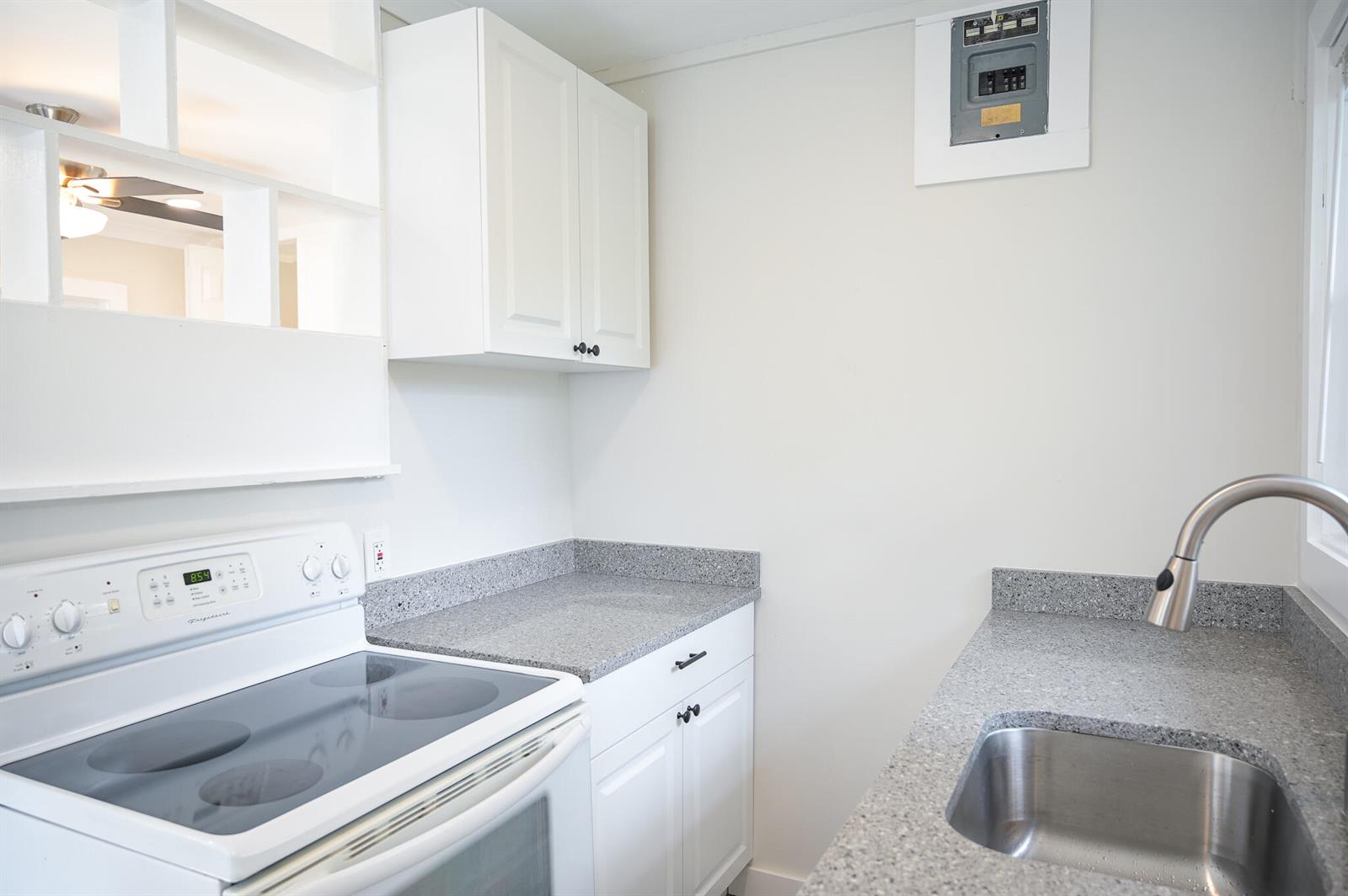   / 4 1528 sq. ft. $ 2026-03-16 0 foto