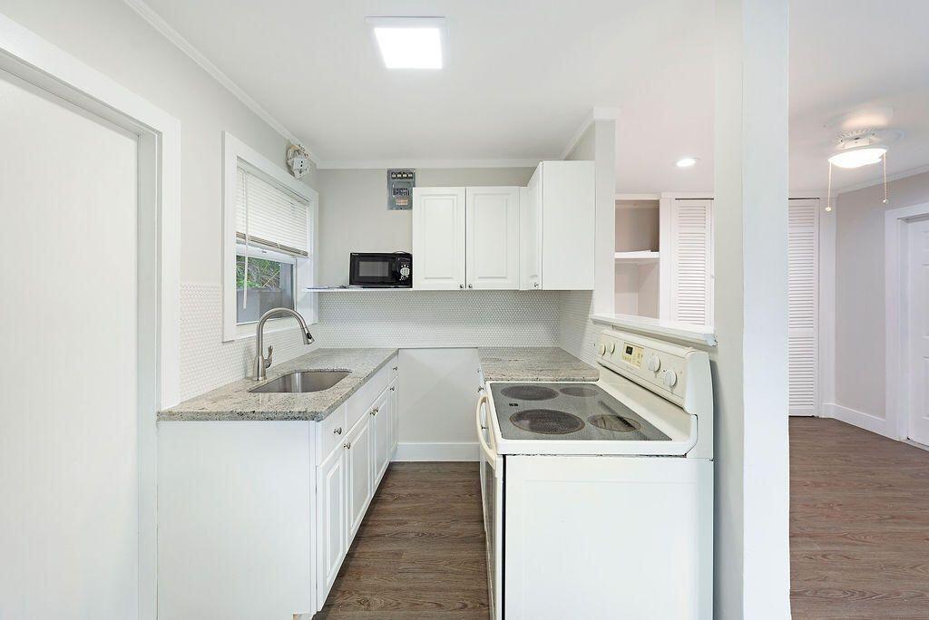  / 4 1528 sq. ft. $ 2026-03-16 0 foto