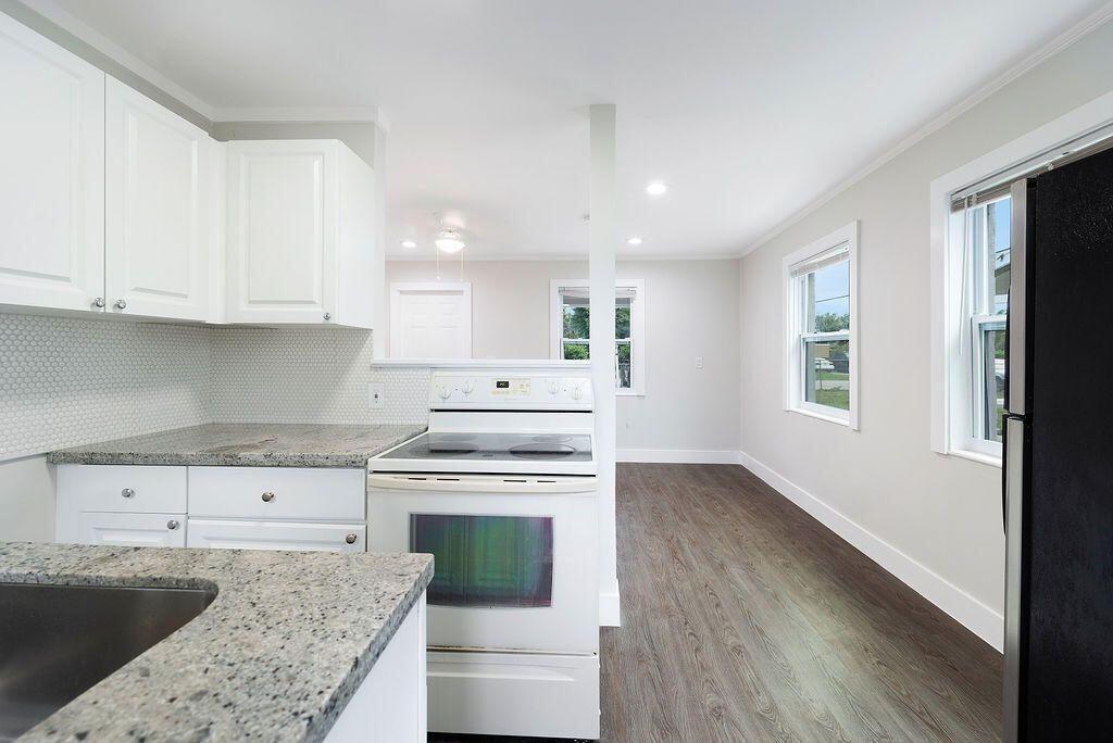   / 4 1528 sq. ft. $ 2026-03-16 0 foto